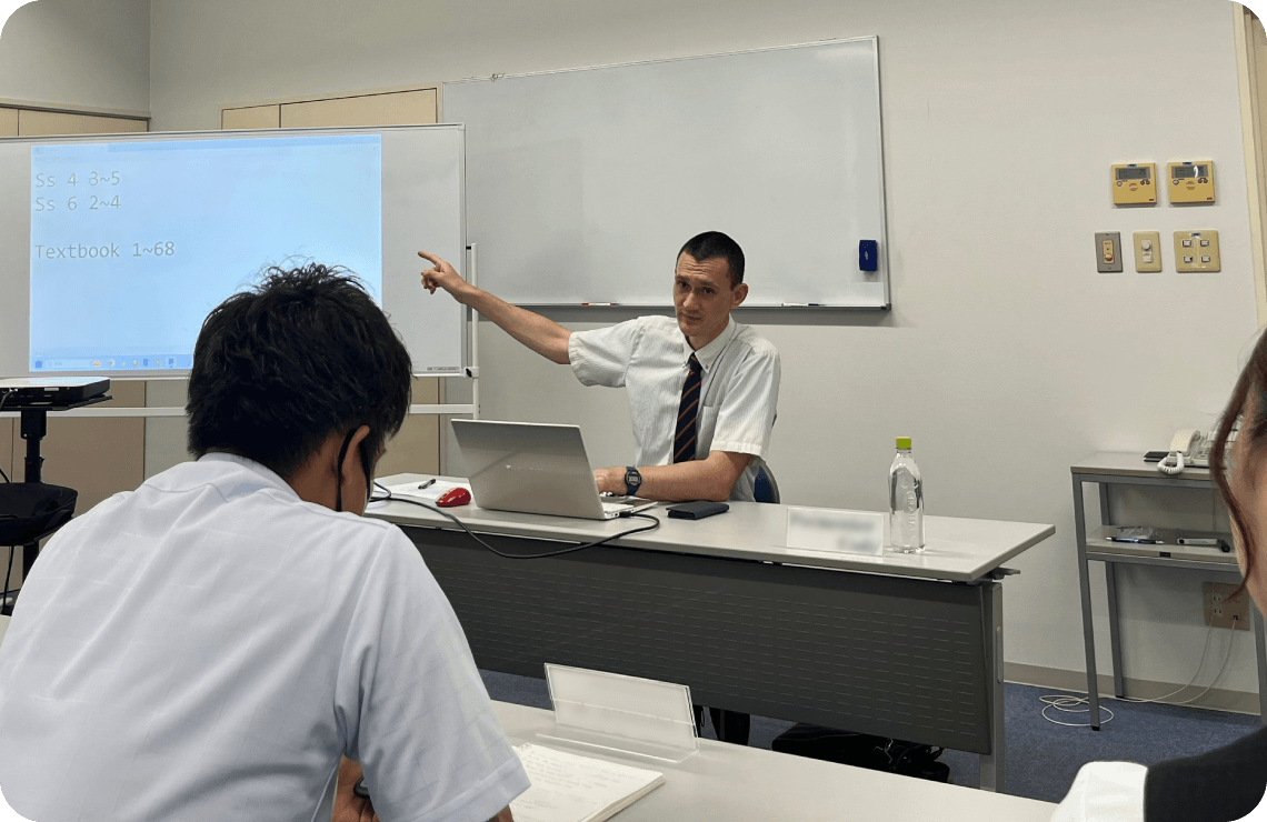 社内英語勉強会の様子